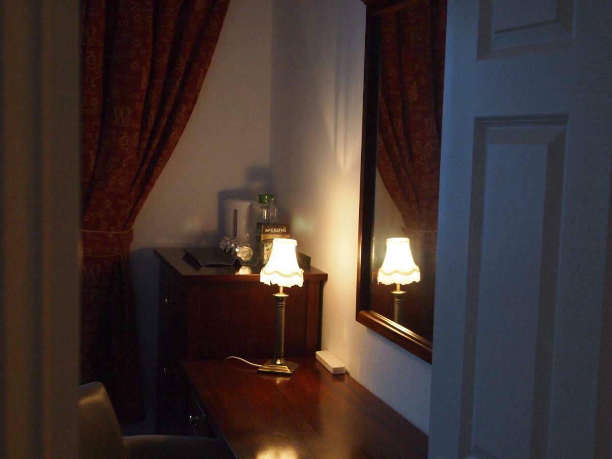 The Nore River House Hotell Kilkenny Exteriör bild