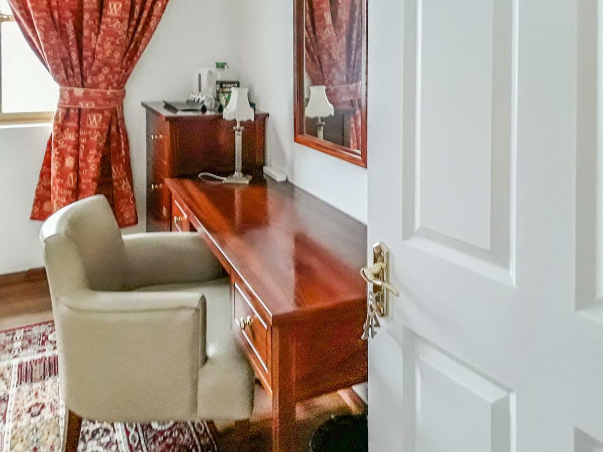 The Nore River House Hotell Kilkenny Exteriör bild